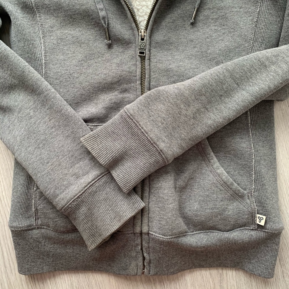 TNA Jacket size small - Picture 4 of 4
